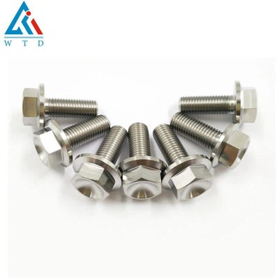 ٹائٹینیم بولٹس M10